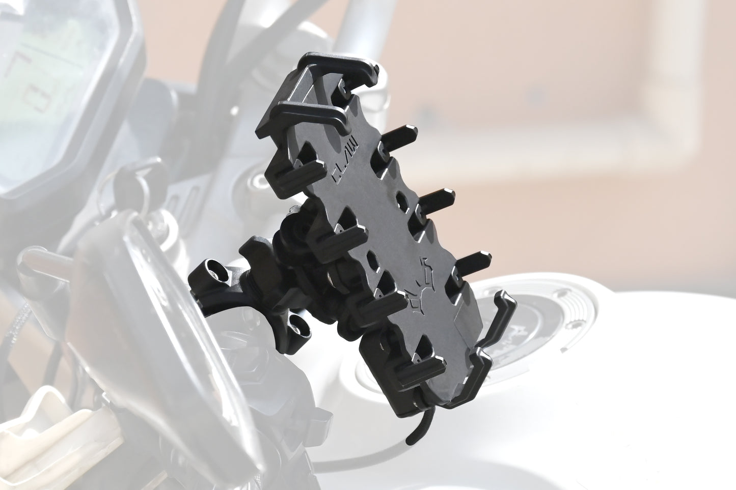 MADDOG PHONE HOLDER CLAW PRO